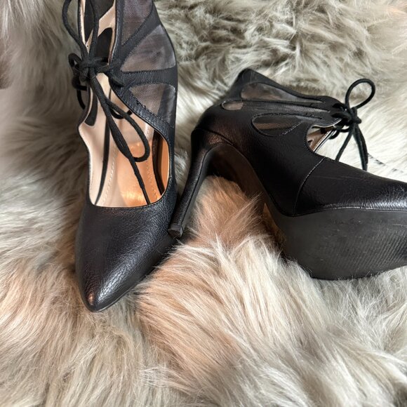 Black Heel with Mesh - Picture 2 of 2